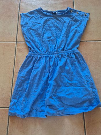 Robe tape a l'oeil