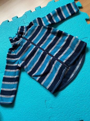 Gilet polaire rayé Liegelind Taille 74