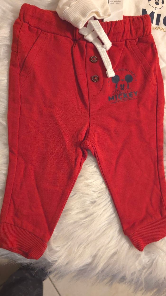 Neuf (non portés) 🏷🤩💙 superbe Ensemble molleton 6 mois garçon 💙🤩🏷 - photo numéro 3