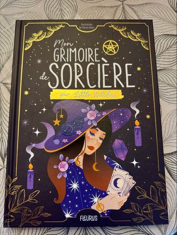 Mon grimoire de sorcière par Little Witchy 