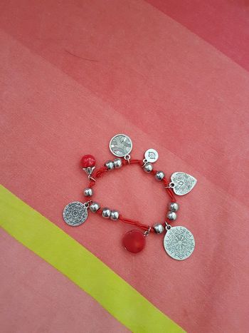 Bracelet rouge bonobo