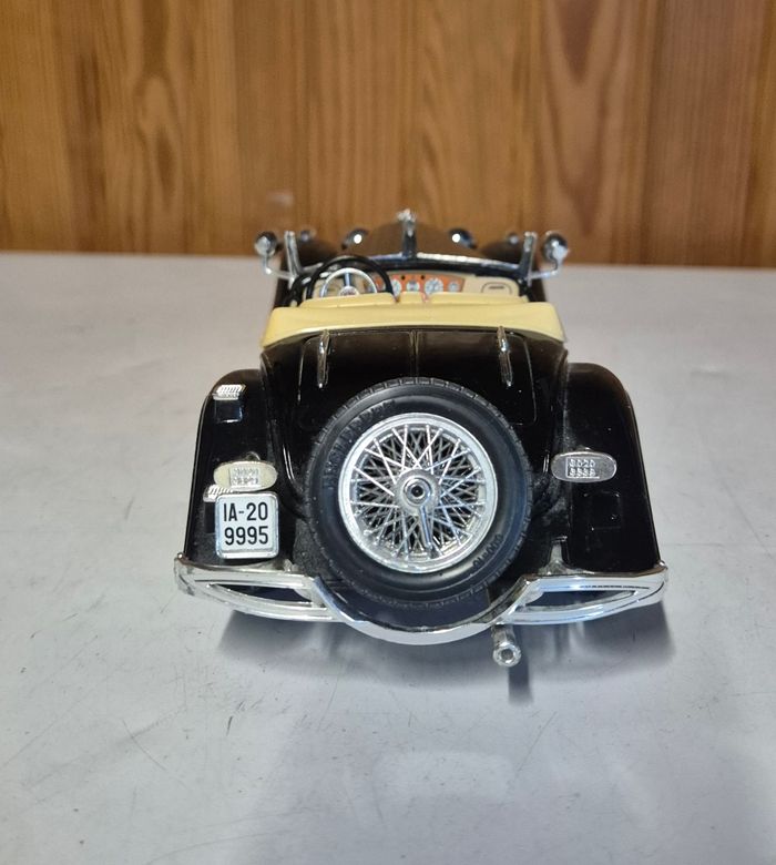 Voiture miniature Bburago Mercedes benz 500k roadster 1936 1/20 - photo numéro 4