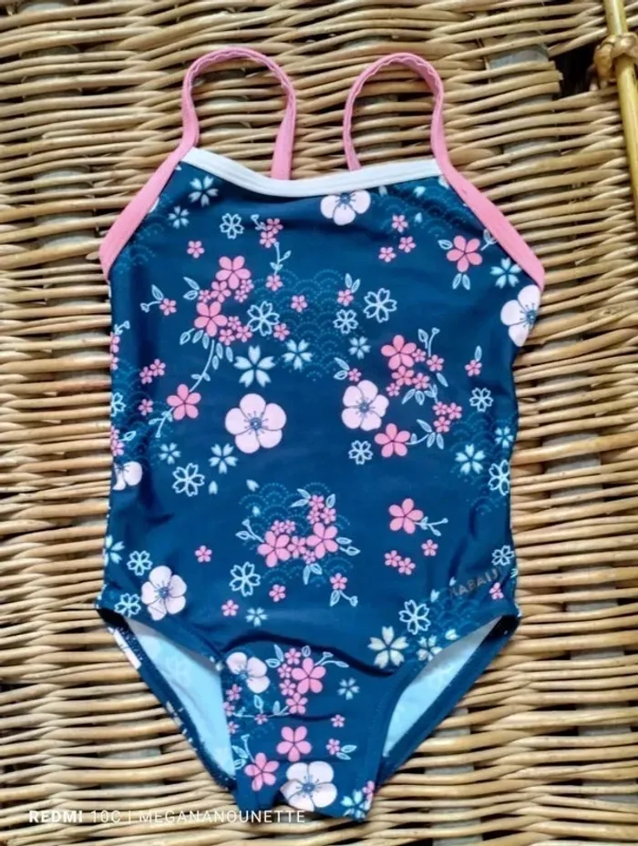 🌸 Maillot de bain fille Nabaiji - Taille 3 ans