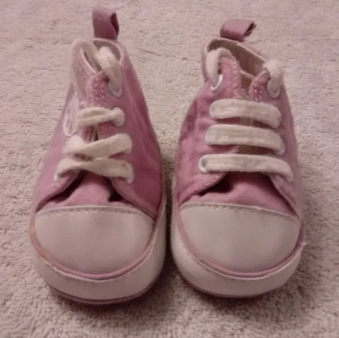 Chaussures 0/3 mois (réf perso 17)(familleac72)