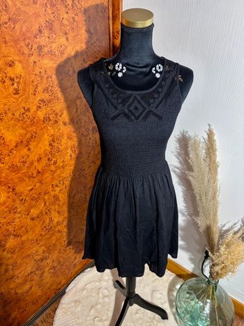 Petite robe noire Naf Naf - Taille 38