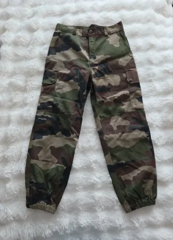 Treillis armée millitaire