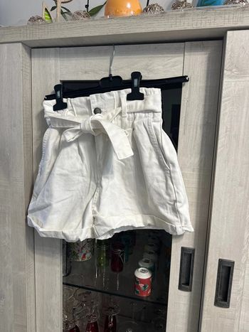 Short blanc mom taille 34 Kiabi