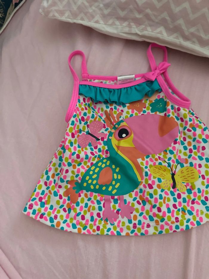 Débardeur de bain 9 mois très bon état - photo numéro 2