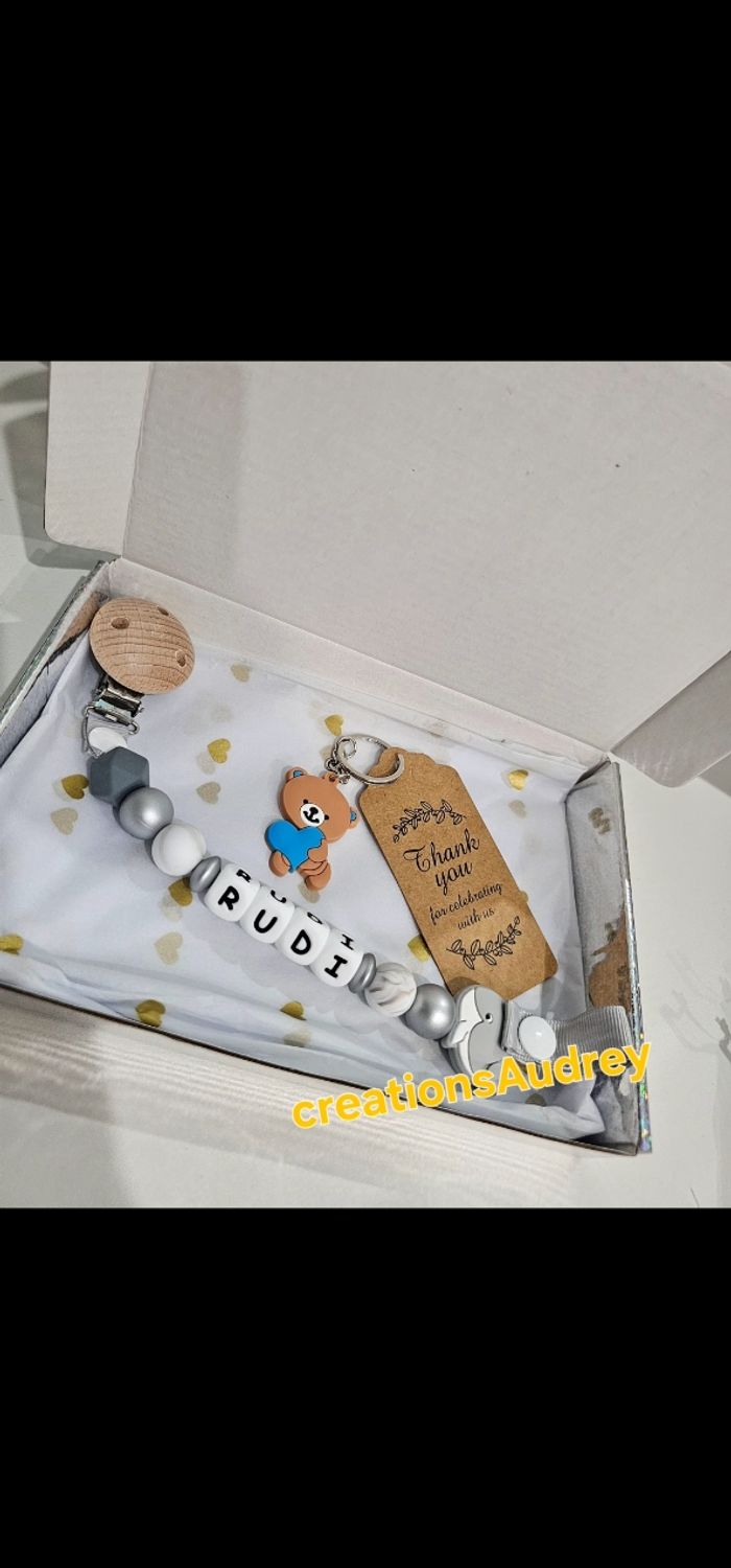 Attaches tetines personnalisé au ruban 🎀