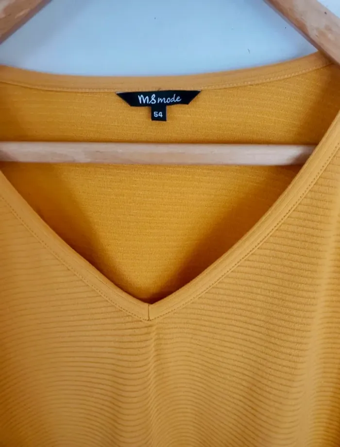 Robe teeshirt taille 54 neuve Ms Mode Moutarde - photo numéro 3