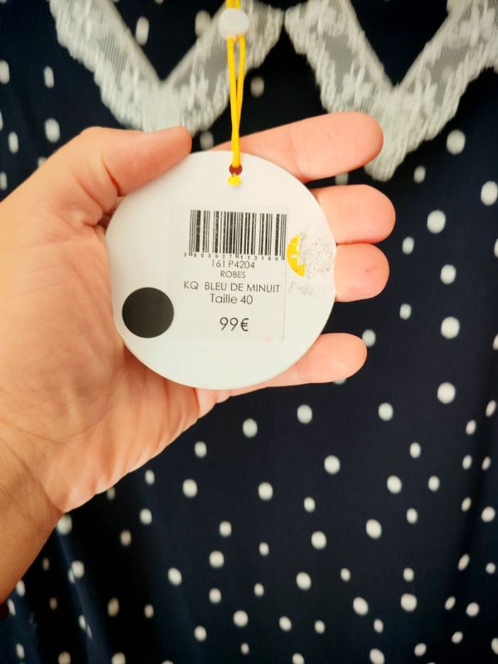 Robe kookai neuve taille 40 - photo numéro 4