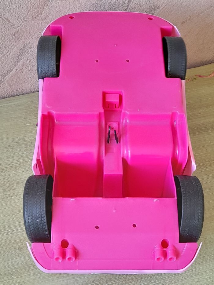 Voiture cabriolet pour poupées - photo numéro 7