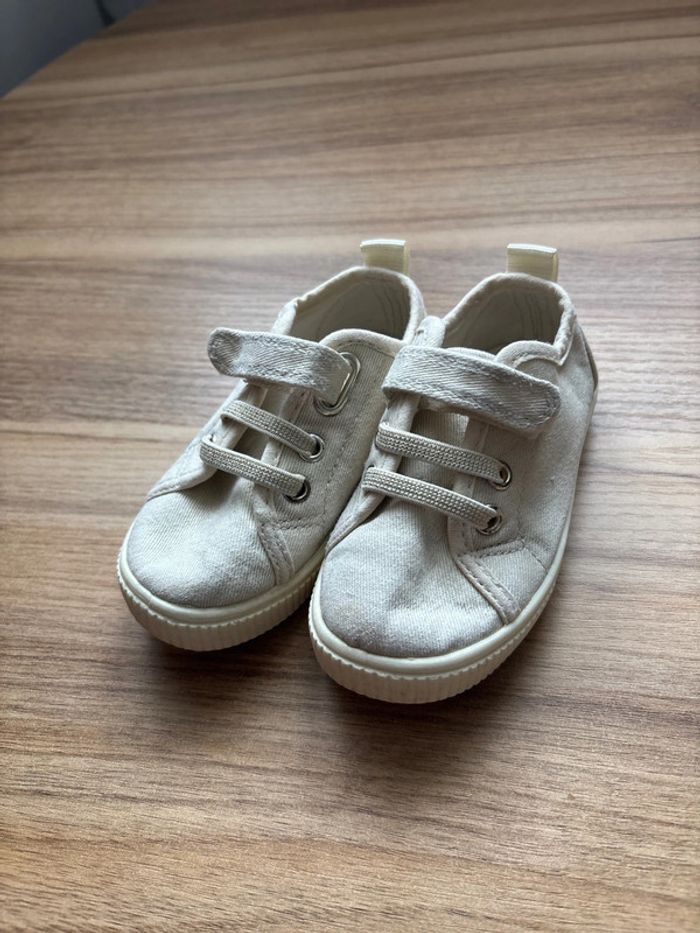 Chaussures en toile