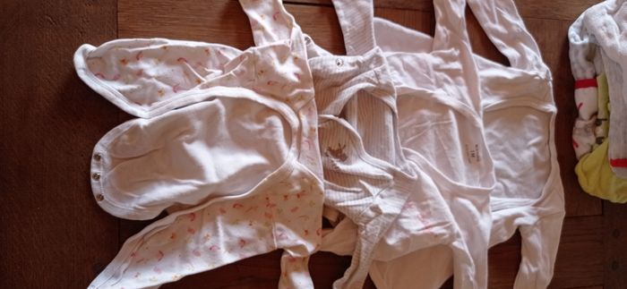 Lot vêtements 0-1 mois