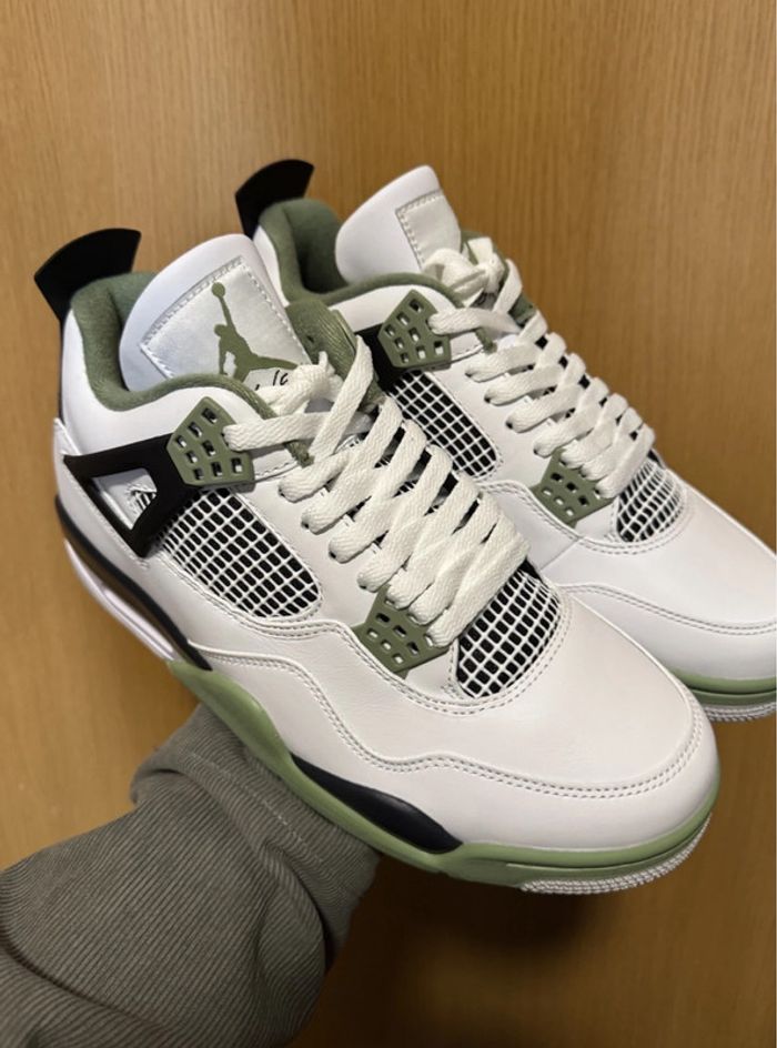 Jordan 4 Seafoam Green 41 - photo numéro 2