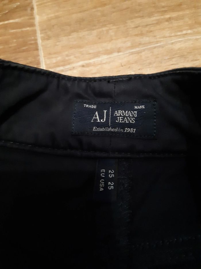 Armani jeans femme - photo numéro 4