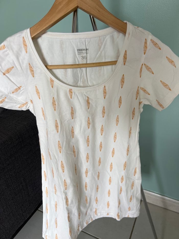 Lot des T-shirts, la taille S - photo numéro 5