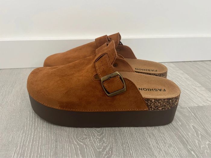 Mules compensées - photo numéro 3