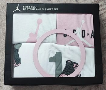 Couverture Air Jordan + 2 body Jordan photo évolution