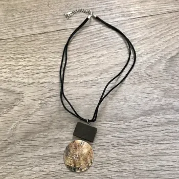 Collier coquillage fantaisi