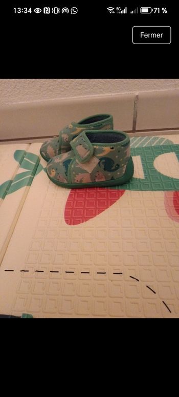 Chaussons dinosaure taille 21
