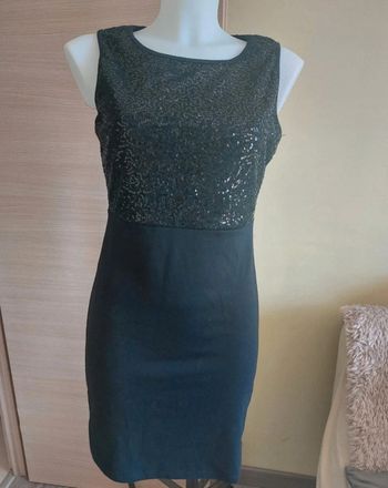 Robe de soirée noire avec strass