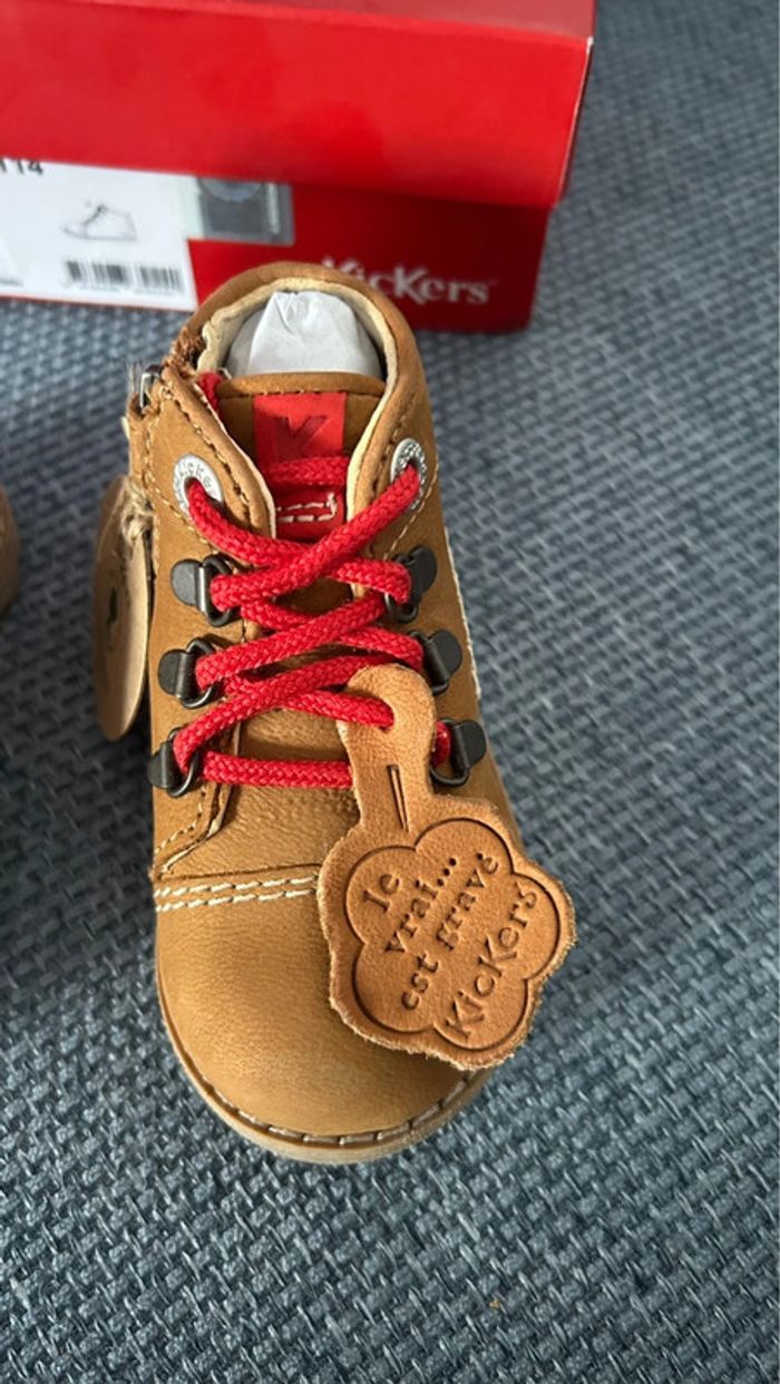 Chaussures Kickers Nonoga neufs pointure 19 - photo numéro 2