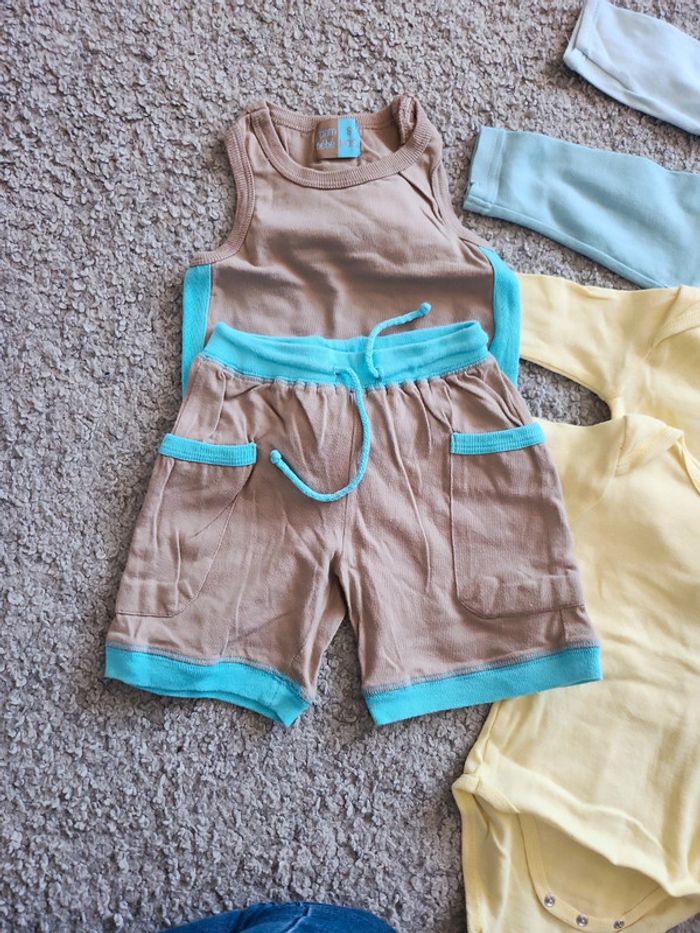 Lot de vêtements garçon 👦 Taille 6 mois - photo numéro 3