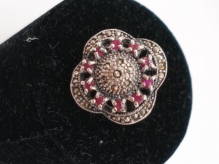 Antico anello da cocktail vintage donna rubini e marcasiti in massiccio argento 925 - photo numéro 4