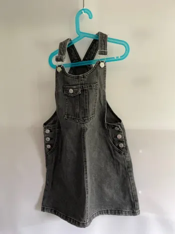 Robe salopette 11/12 ans Zara