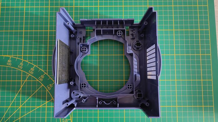 Plasturgie supérieure violette pièce détachée console de jeux Nintendo Gamecube DOL-001 (EUR) #C20 - photo numéro 2