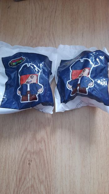 Lot magnétic monsters