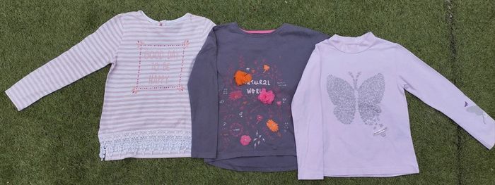 Lot de trois tee-shirts à manches longues