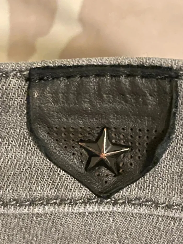 Superbe jean gris délavé IKKS - photo numéro 8