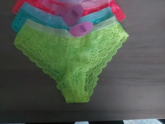 Lot de 5 shorty  tanga culotte femme taille M style dentelle couleur fluo avec etiquette - photo numéro 2