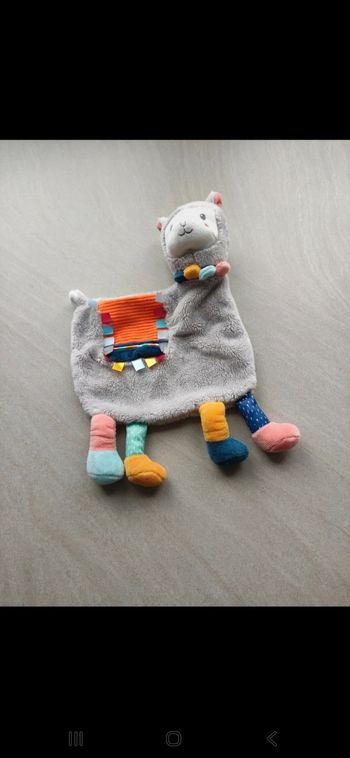 Doudou lama kiabi neuf