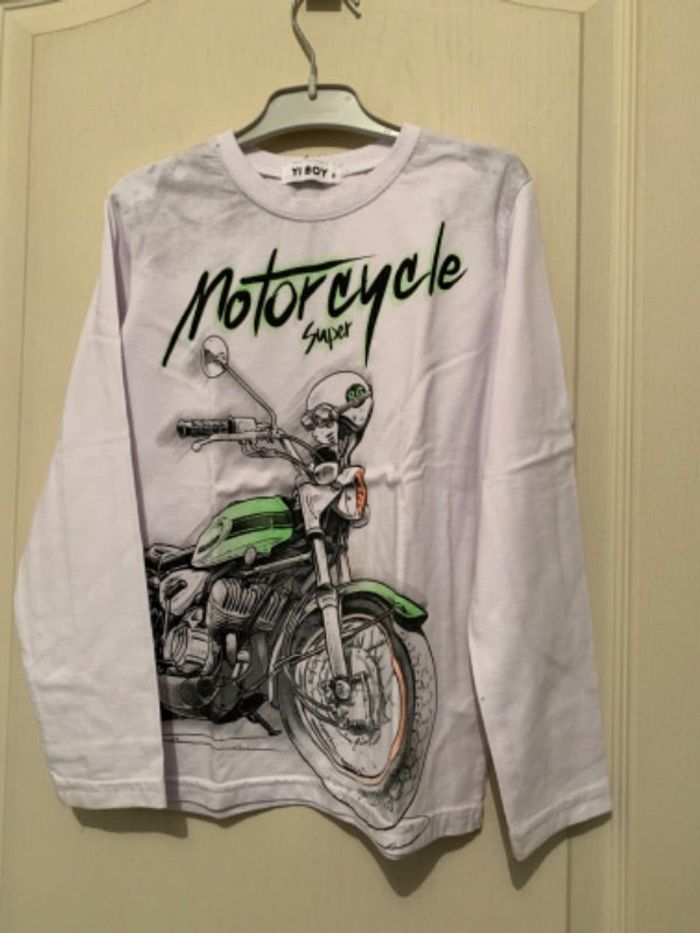 Tee-shirts