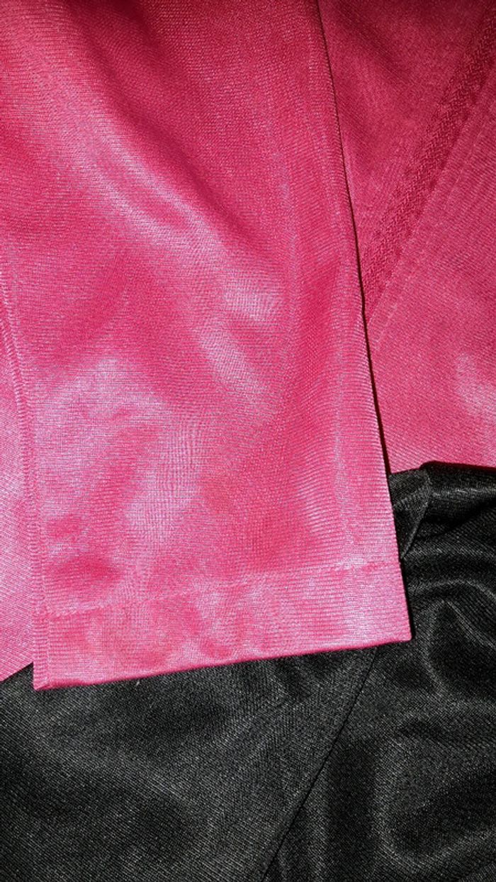 2 vestes jogging 8 ans - photo numéro 2