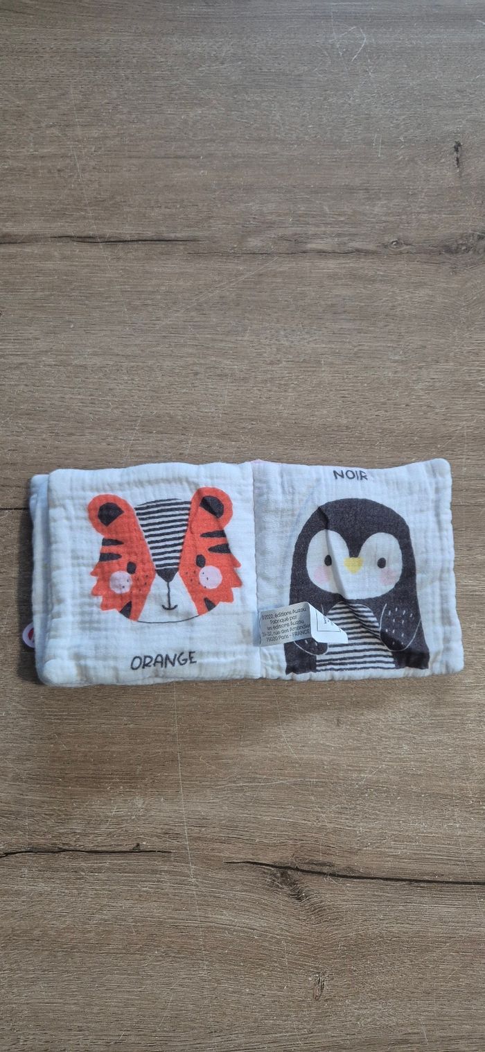 Livre tissus en lange : Les couleurs - photo numéro 4