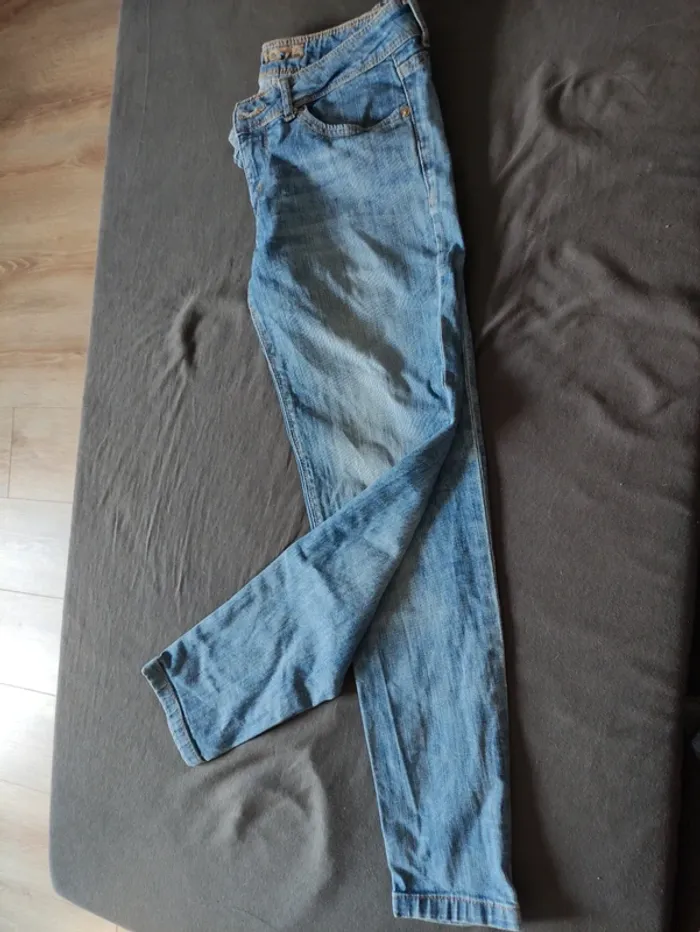 Jean slim motif fleur