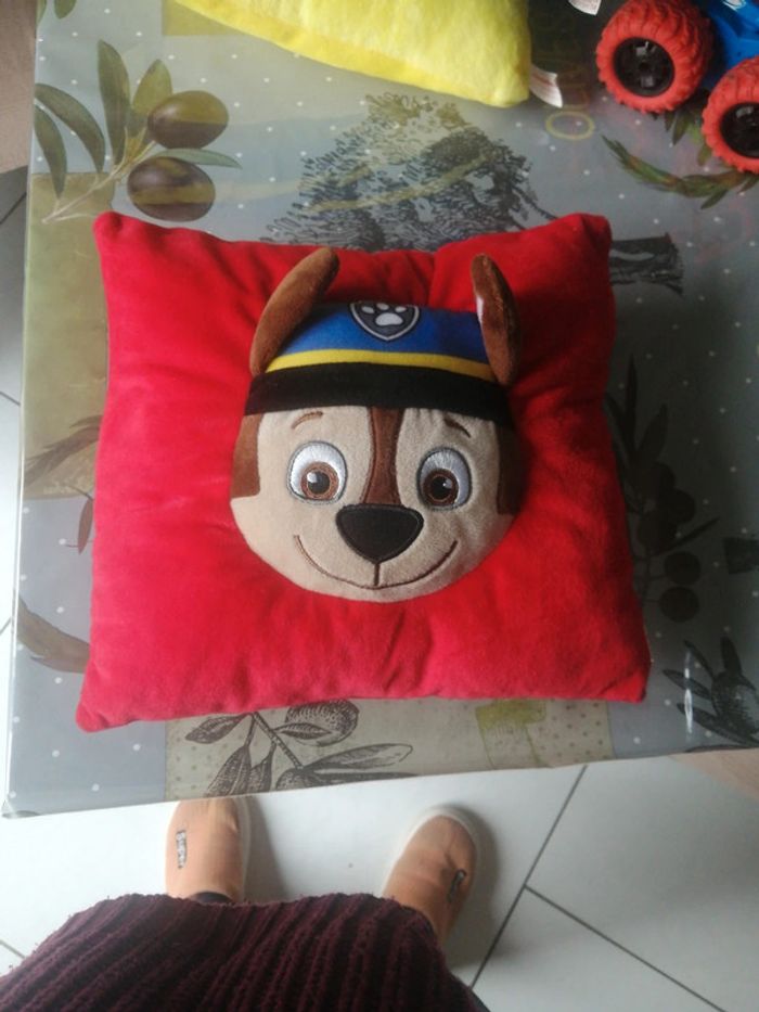 Coussin chase paw patrol