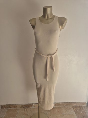 Robe longues beige taille 34