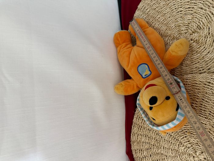 Peluche Disney en pyjama winnie - photo numéro 5