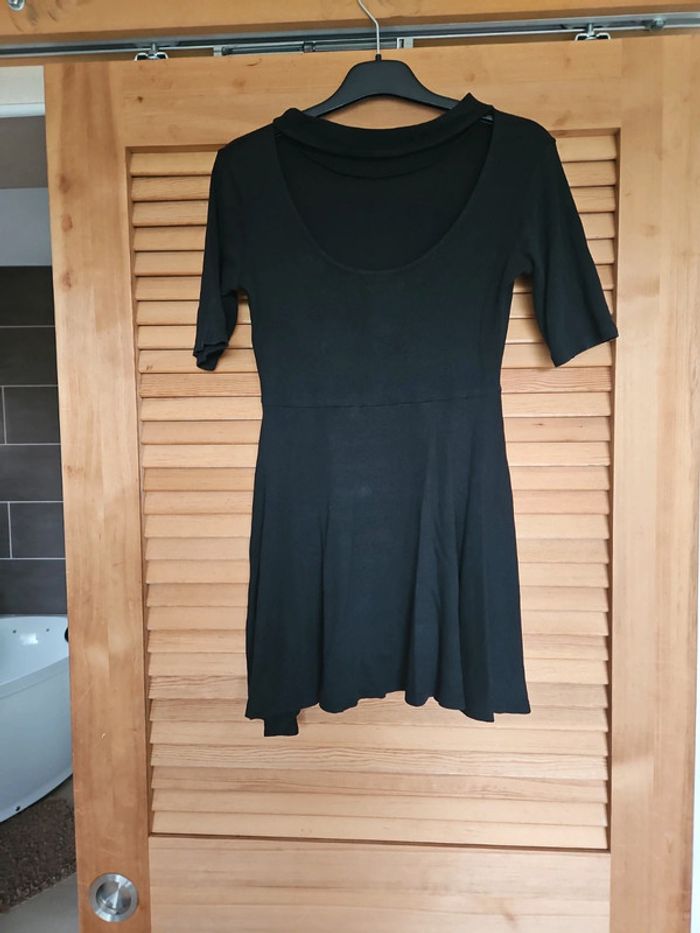 Robe noire XS - photo numéro 2