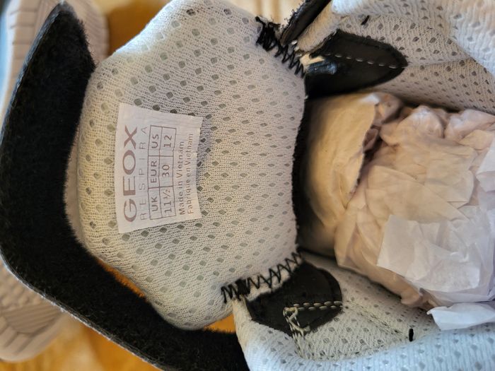 Baskets Black Panther Geox X Marvel  t30 Neuves - photo numéro 4