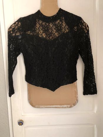 AN12:Haut en dentelle vintage noir chiné blanc T38/40