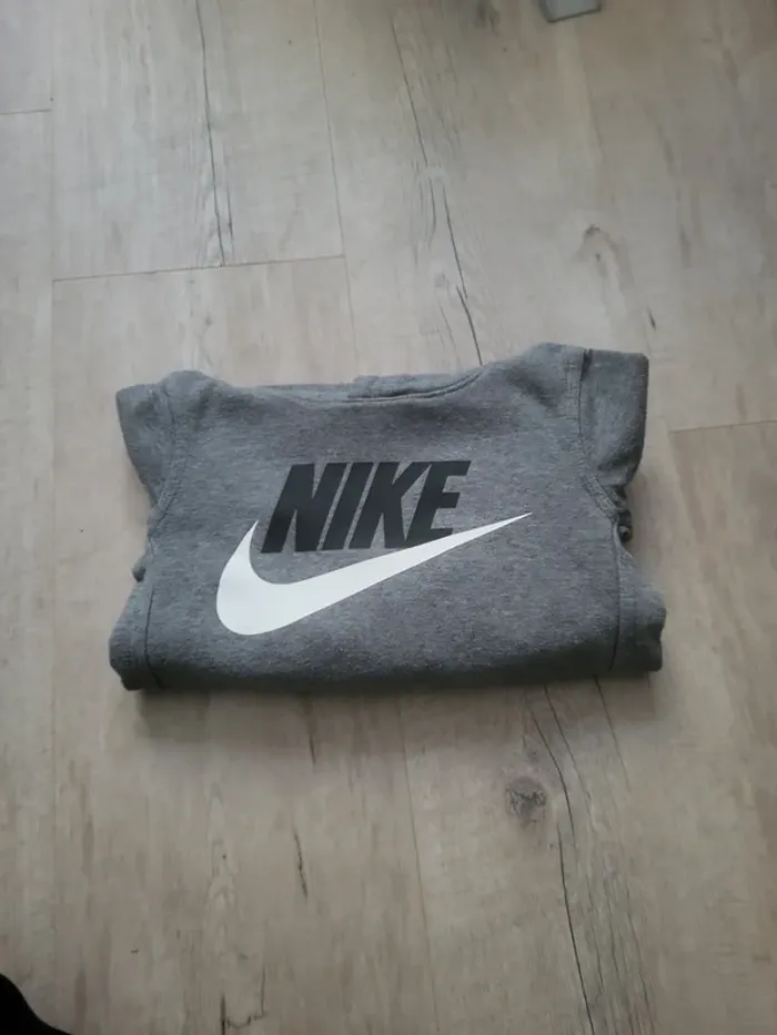Sweat Nike taille 3 - 4 ans - photo numéro 8