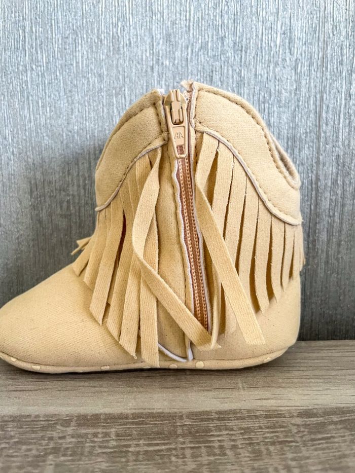 Bottines à franges bebe fille taille 20 - photo numéro 4