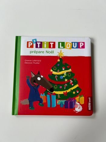 Livre petit loup auzou