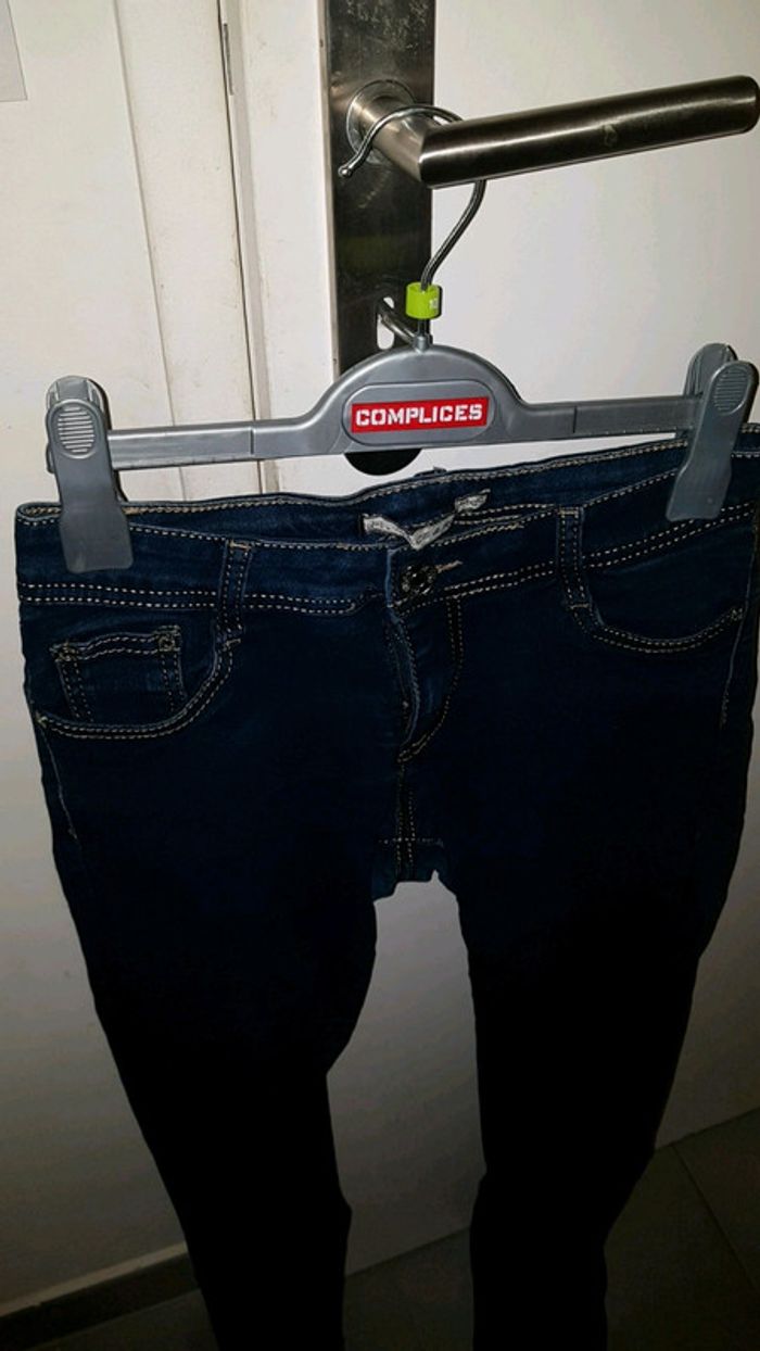 Jean simple - photo numéro 2